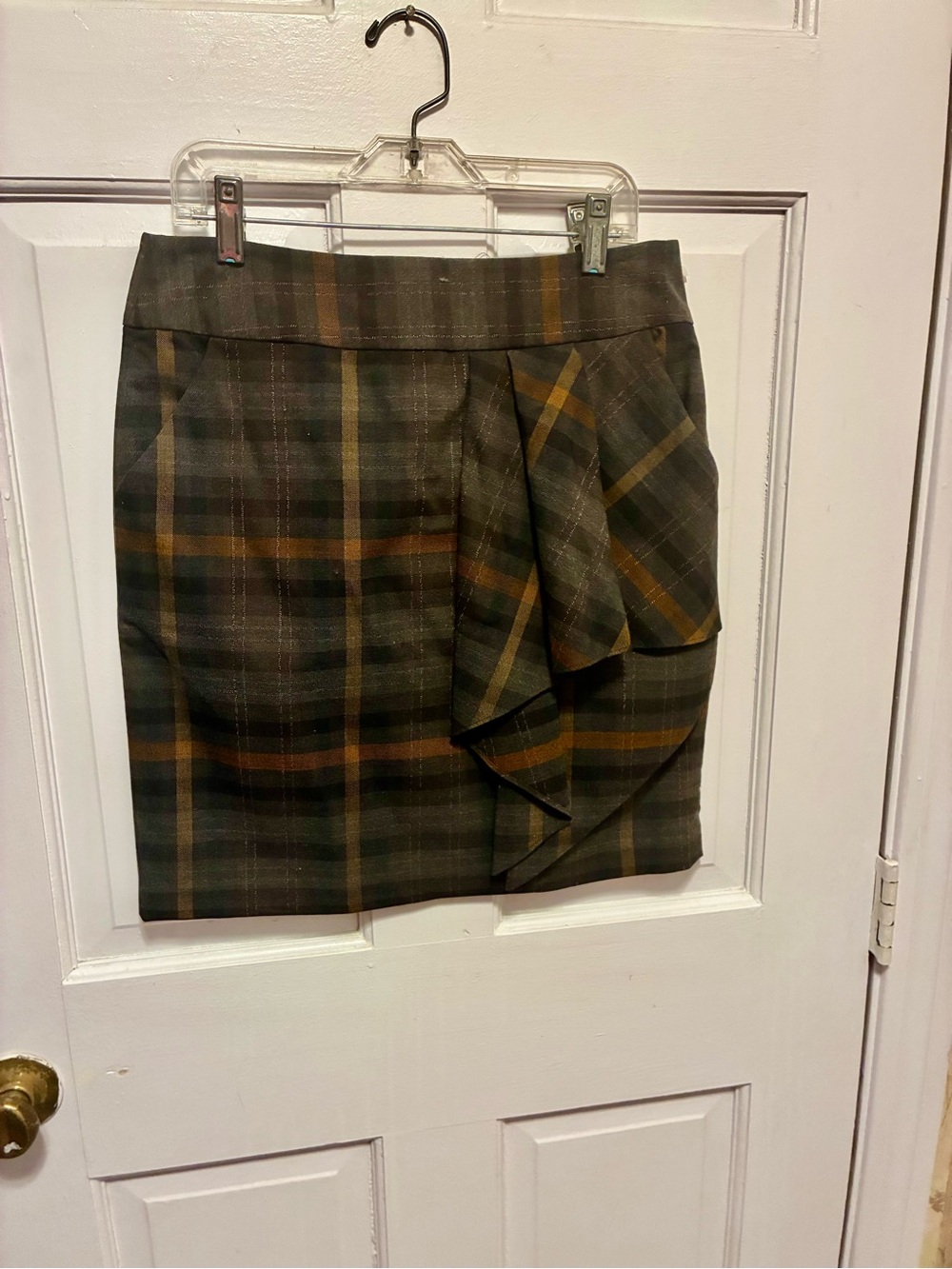 MICHAEL Michael Kors Brown/Tan plaid mini skirt with side ruffle sz 2P